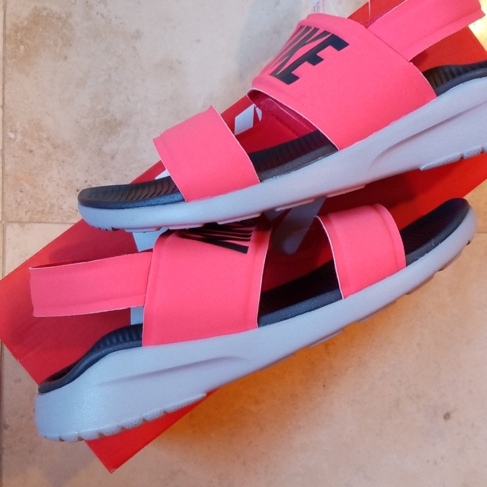 Nike Tanjun Sandals - Picture 5 of 8